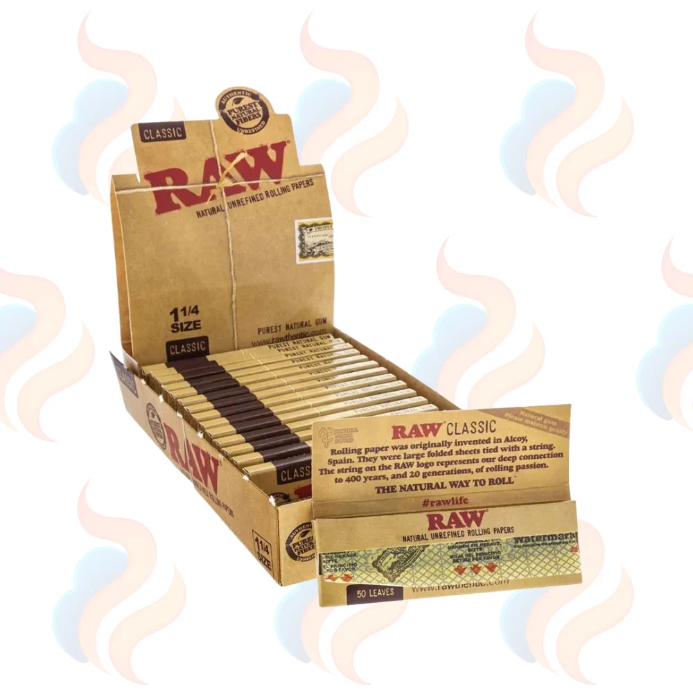 RAW 1¼ Classic Rolling Papers – Natural Unbleached Papers on a white background