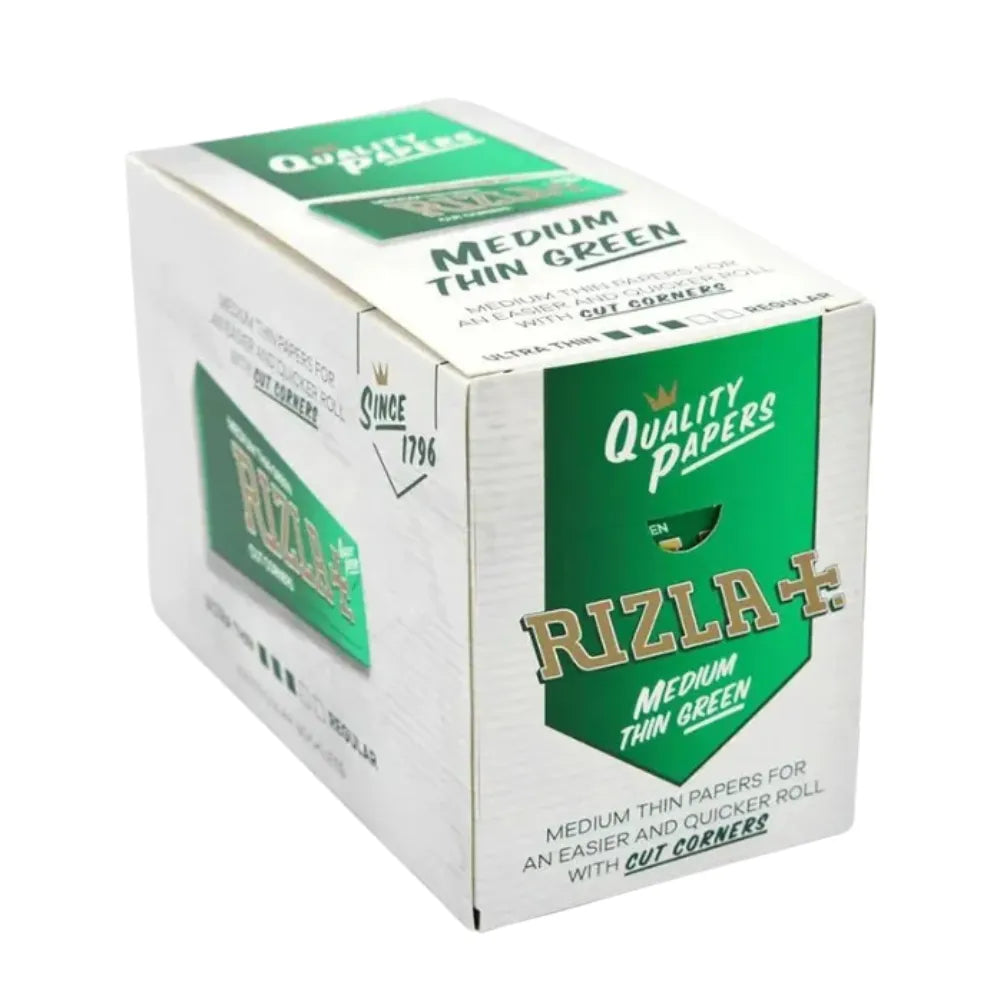 Box of 100 Rizla Medium Thin Green rolling papers on a white background